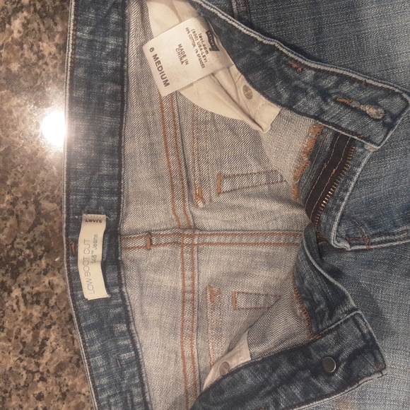 Levi's Boot Cut Low Rise Jeans - Picture 2 of 4